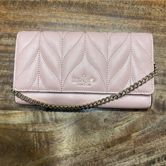 Kate Spade Pink Quilted Women's Wallet Bag - Picture 1 of 9